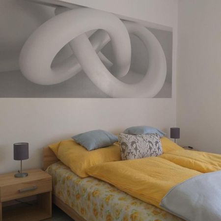 Simon Apartman Tiszafüred Εξωτερικό φωτογραφία